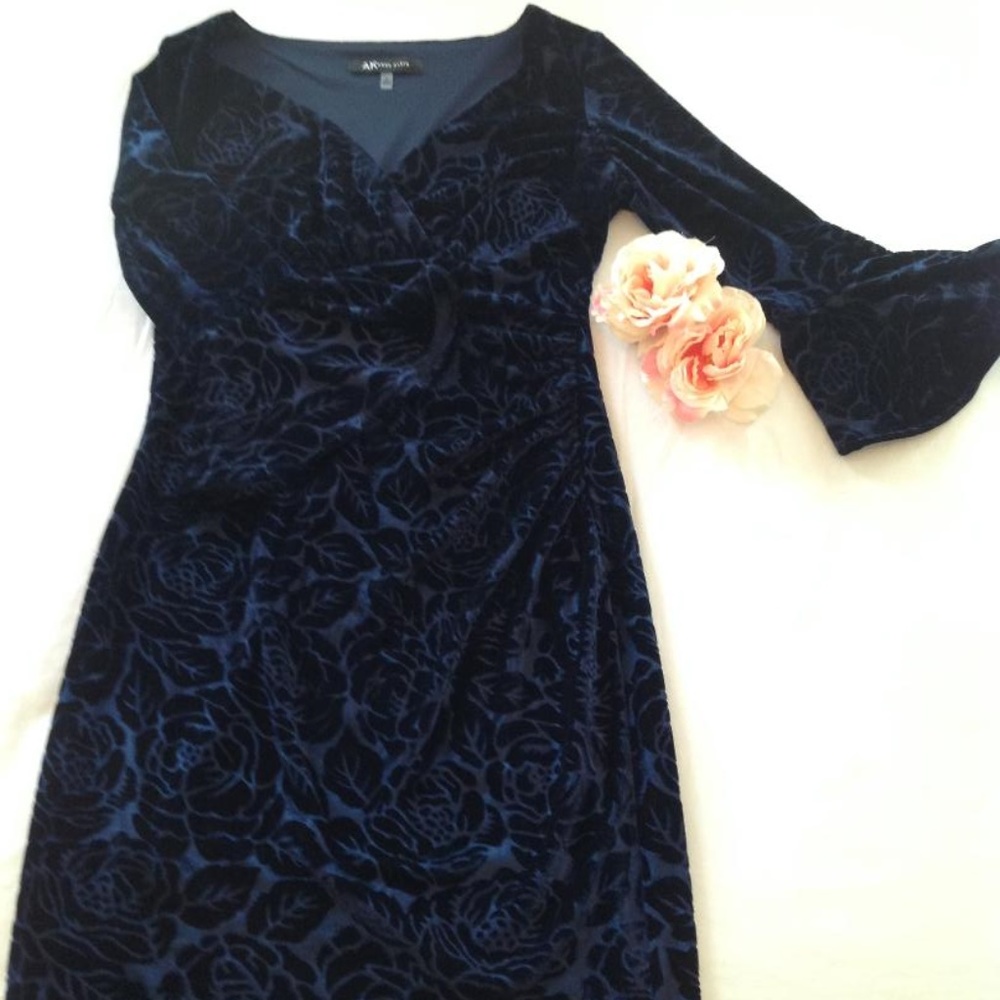 SALE NWT Anne Klein Dark Blue Velvet Burnout Dress